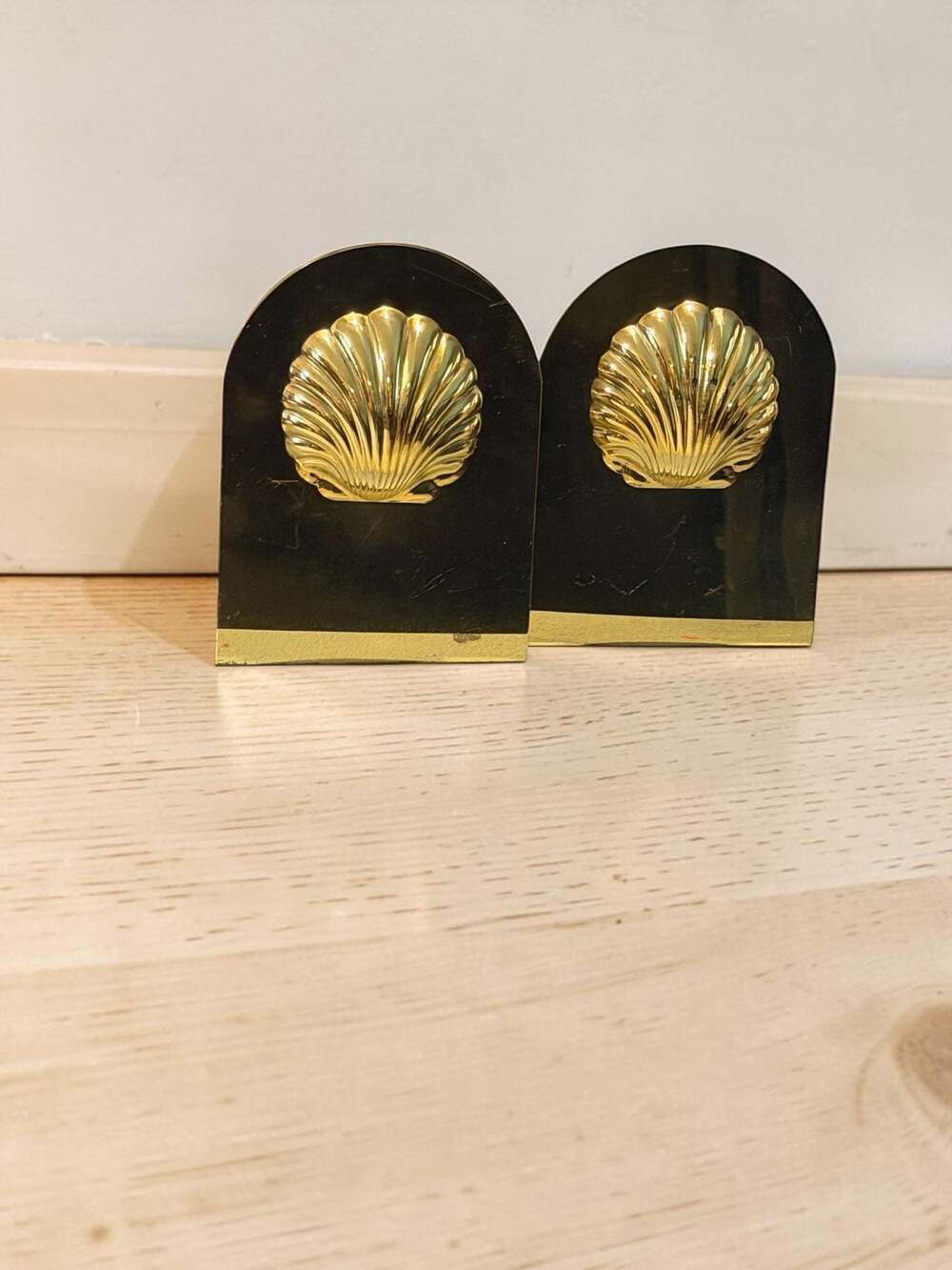 Vintage Brass Scallop Sea Shell Arched Bookends Set